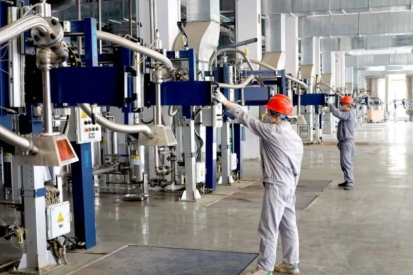 上海稳一彦小程序开发与网站建设服务对比：企业数字化选型参考